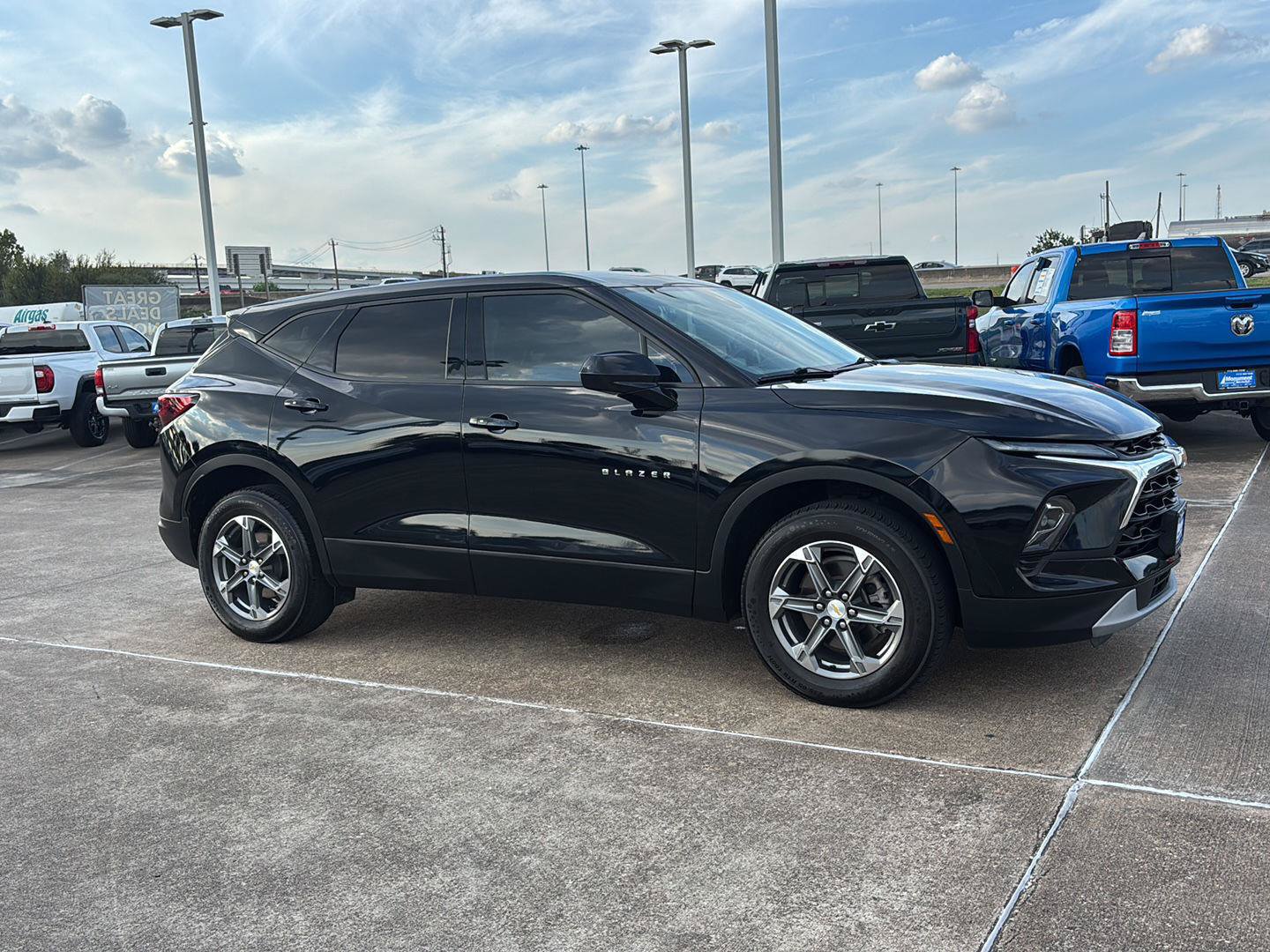 Used 2023 Chevrolet Blazer LT w/ LPO, Cargo Package AWD/4WD image 7