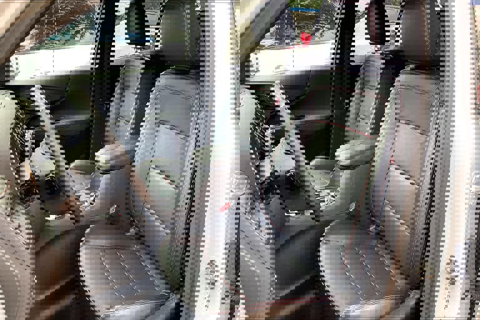 Used 2023 Chevrolet Equinox RS w/ RS Leather Package image 24