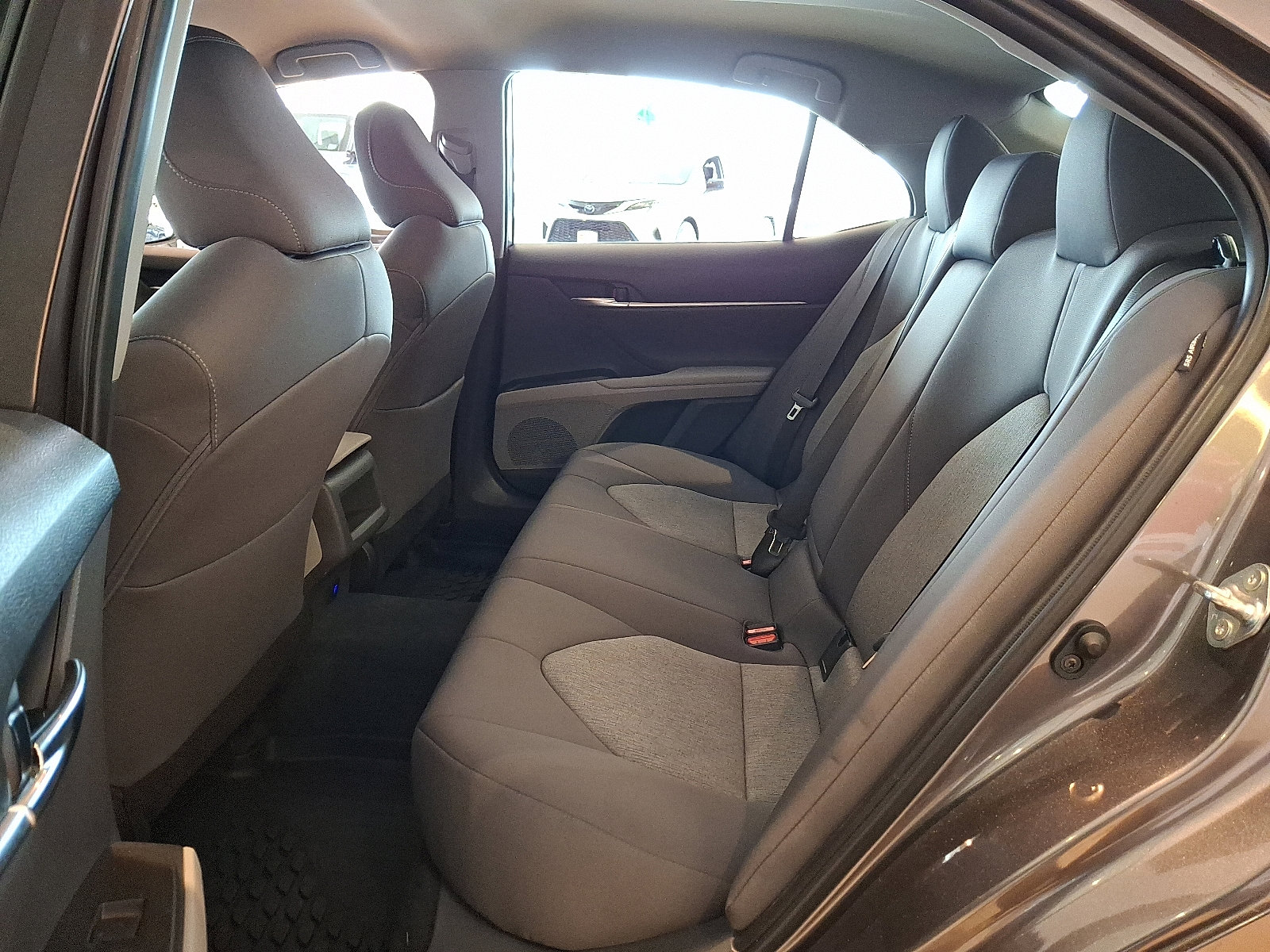 Used 2022 Toyota Camry LE AWD/4WD image 12