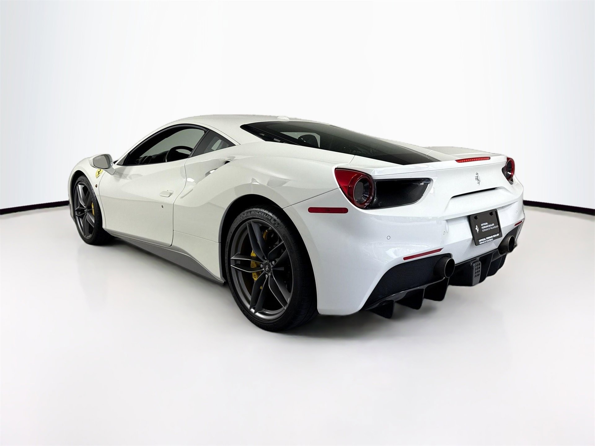 Certified 2016 Ferrari 488 GTB image 5