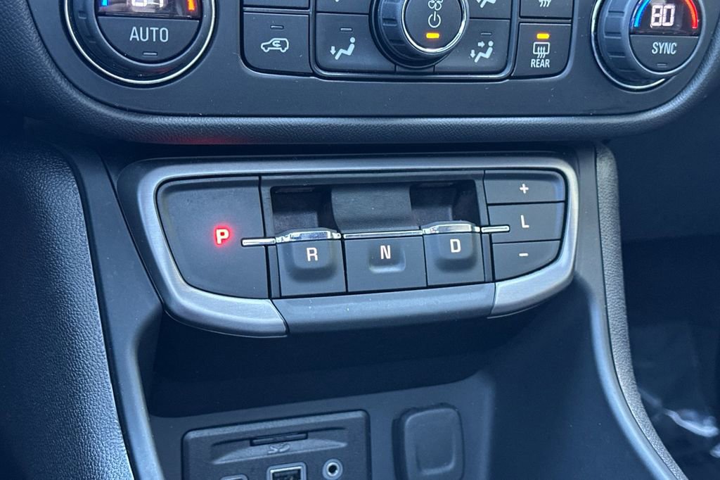Used 2024 GMC Terrain AT4 w/ Infotainment Package II AWD/4WD image 22