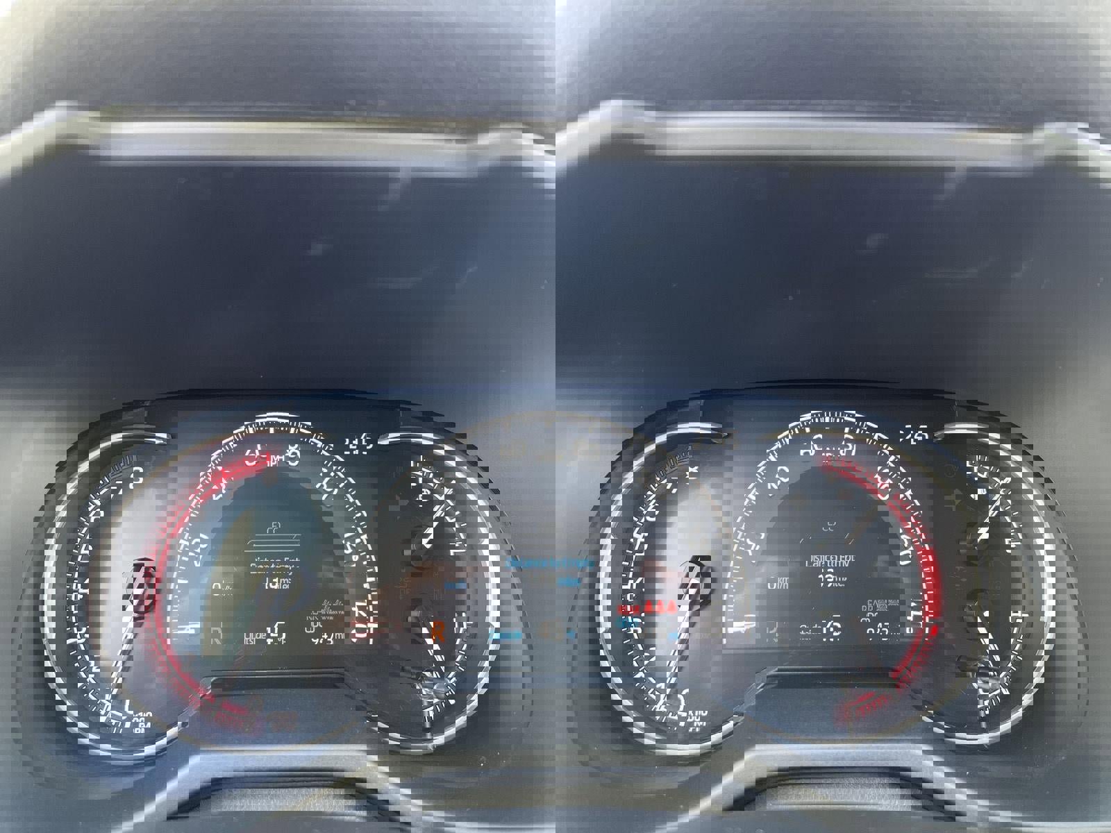 Used 2025 Toyota RAV4 LE image 22