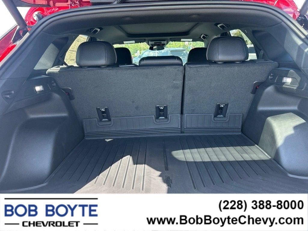 New 2025 Chevrolet Blazer EV LT image 7