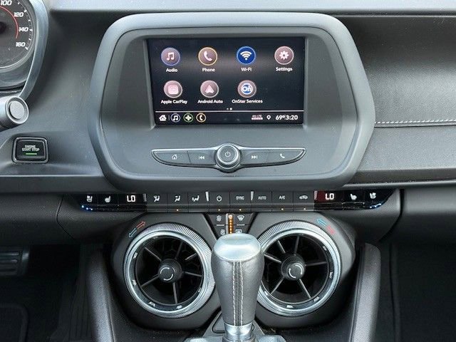 Used 2020 Chevrolet Camaro LT image 17