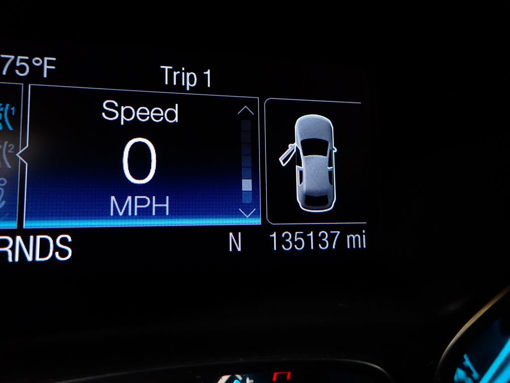 Used 2016 Ford Escape SE w/ Equipment Group 201A FWD image 40