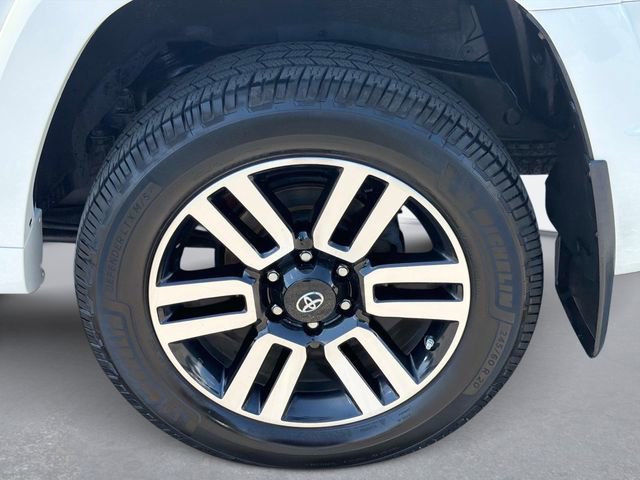 Used 2018 Toyota 4Runner Limited AWD/4WD image 10