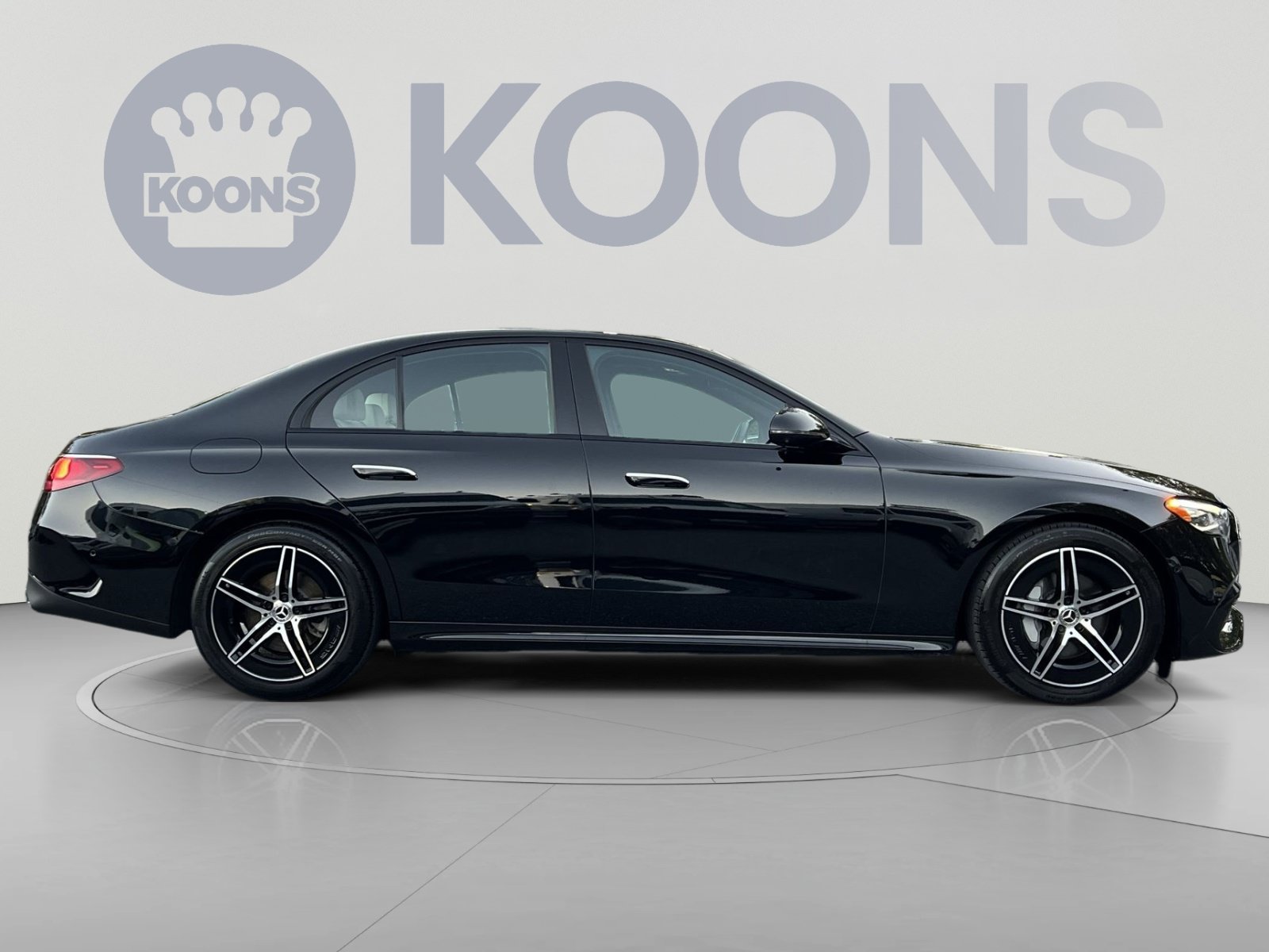 Certified 2025 Mercedes-Benz E 350 4MATIC Sedan w/ Driver Assistance Package image 12