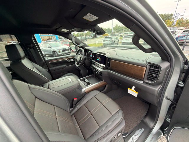 New 2026 Chevrolet Silverado 2500 High Country w/ LPO, Dark Essentials Package AWD/4WD image 43