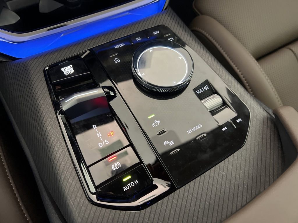 New 2026 BMW X3 xDrive30 w/ Premium Package image 12