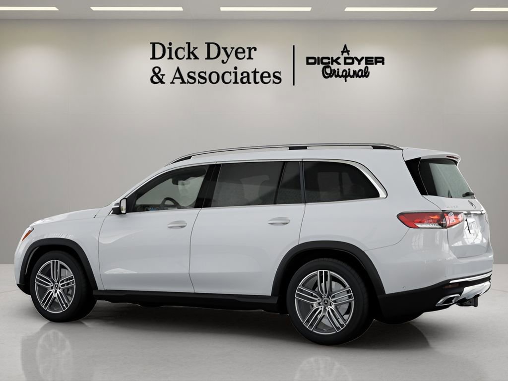 Used 2025 Mercedes-Benz GLS 450 4MATIC image 20
