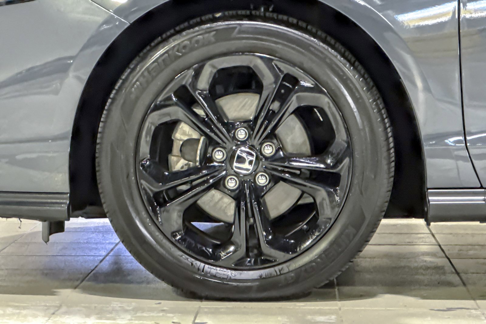 Used 2025 Honda Accord SE image 11