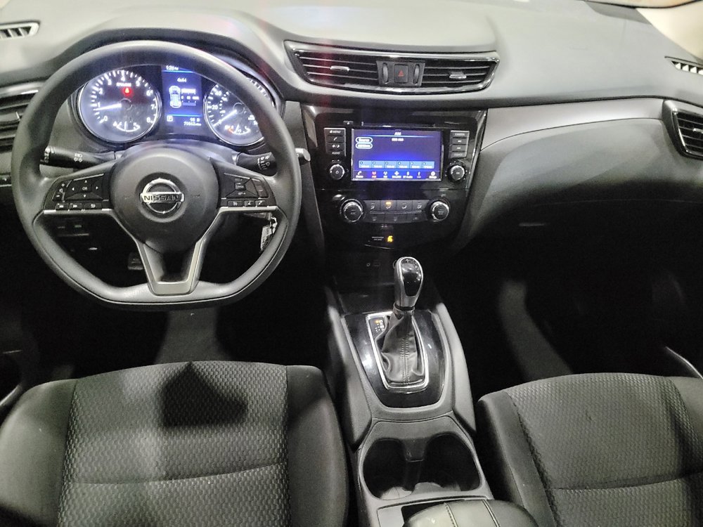 Used 2020 Nissan Rogue Sport S image 22
