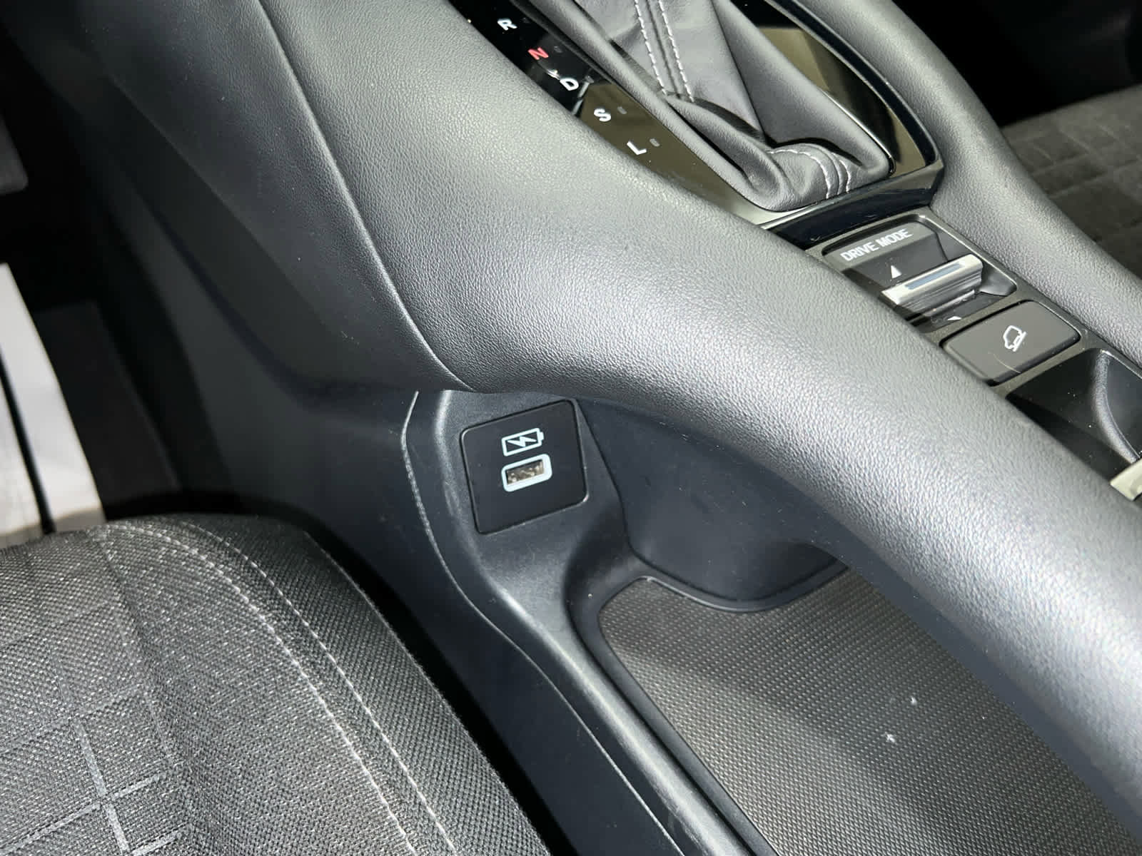 Used 2023 Honda HR-V LX image 17