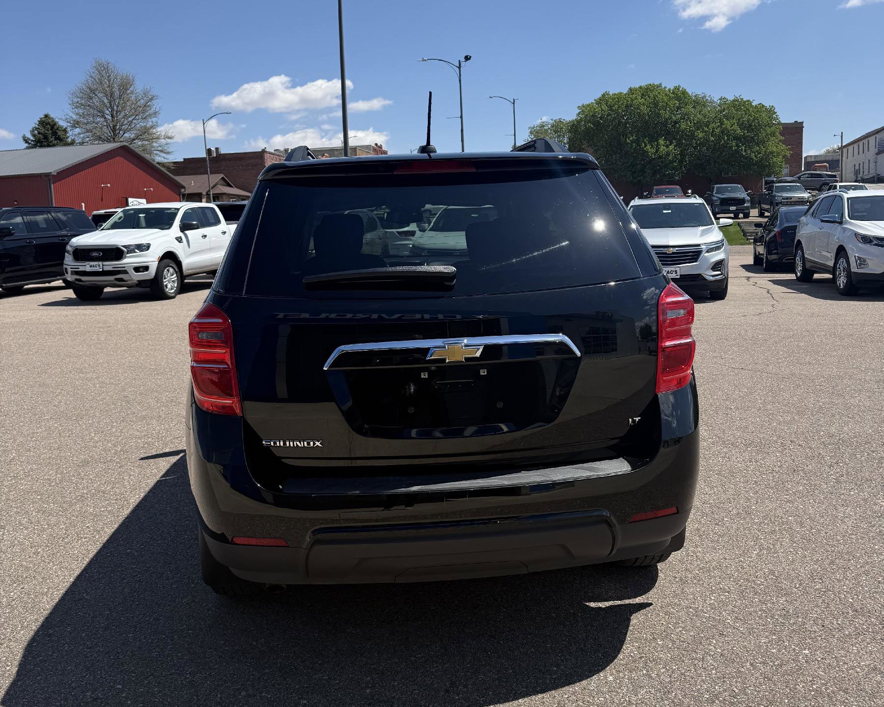 Used 2017 Chevrolet Equinox LT w/ Convenience Package FWD image 19