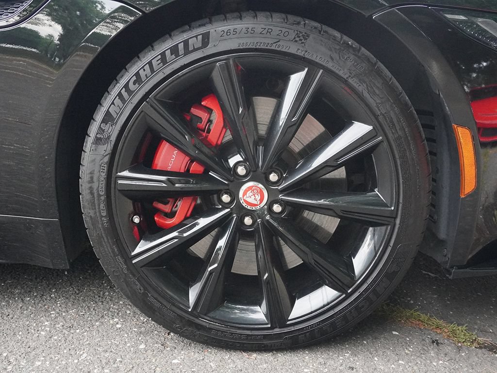 Used 2023 Jaguar F-TYPE R AWD/4WD image 21