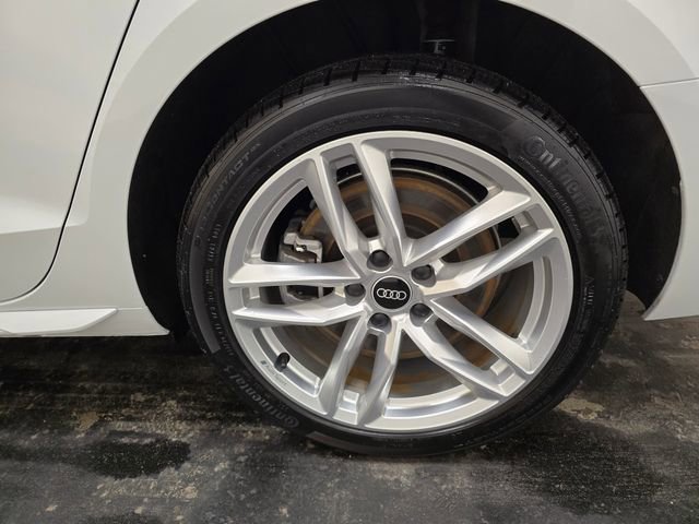 Used 2021 Audi A4 2.0T Premium w/ Convenience Package image 12