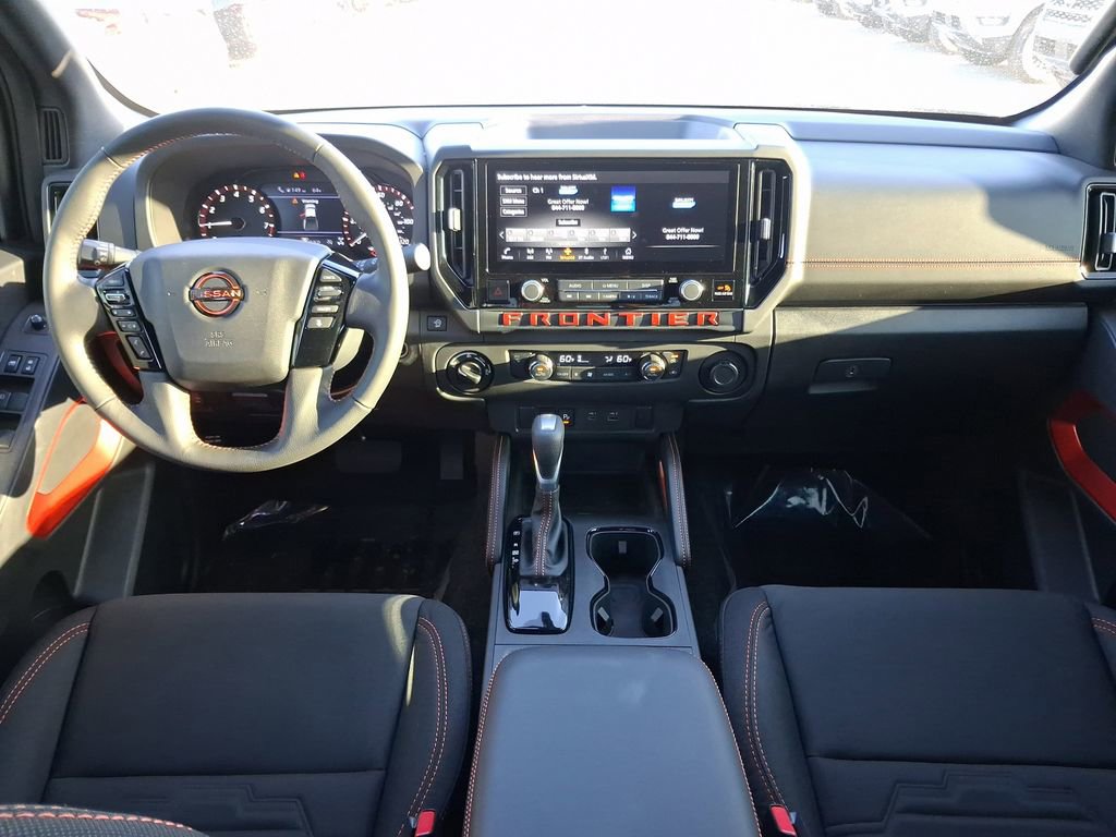Certified 2025 Nissan Frontier PRO-4X AWD/4WD image 9
