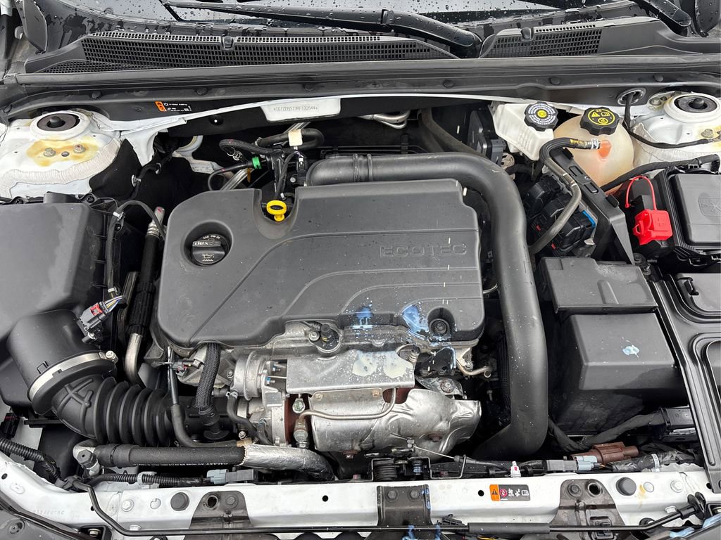 Used 2024 Chevrolet Malibu LT image 13