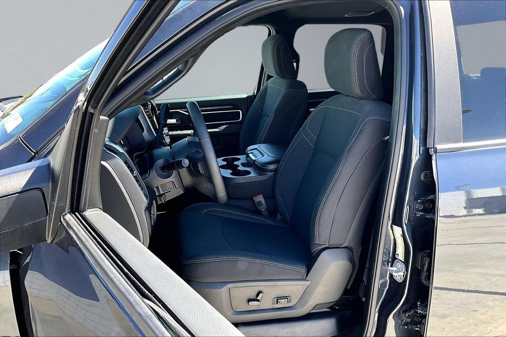 Used 2026 RAM 2500 Big Horn AWD/4WD image 3