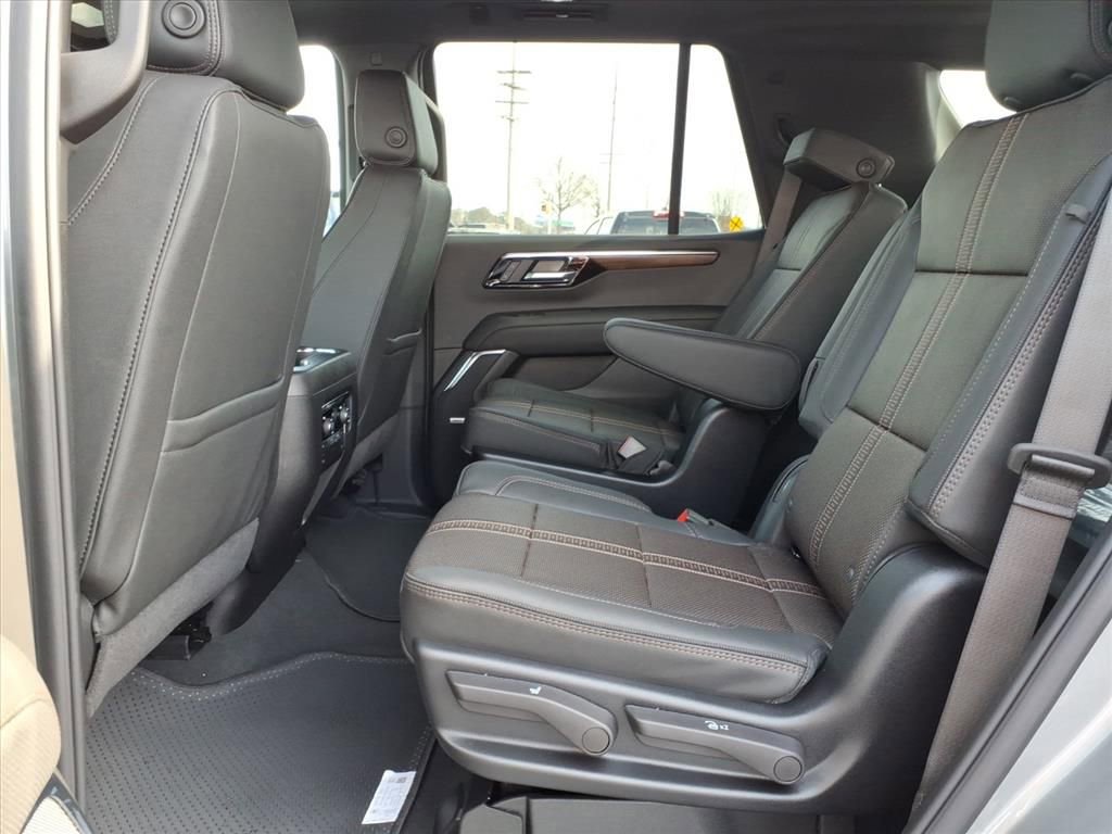 New 2026 Chevrolet Tahoe High Country AWD/4WD image 14