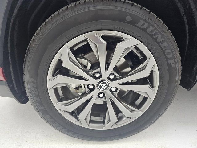 Used 2025 Toyota RAV4 XLE Premium image 8
