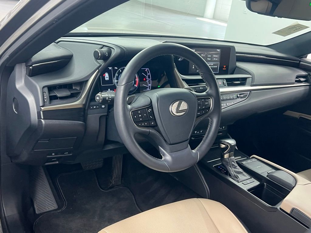 Used 2020 Lexus ES 350 w/ Premium Package FWD image 9