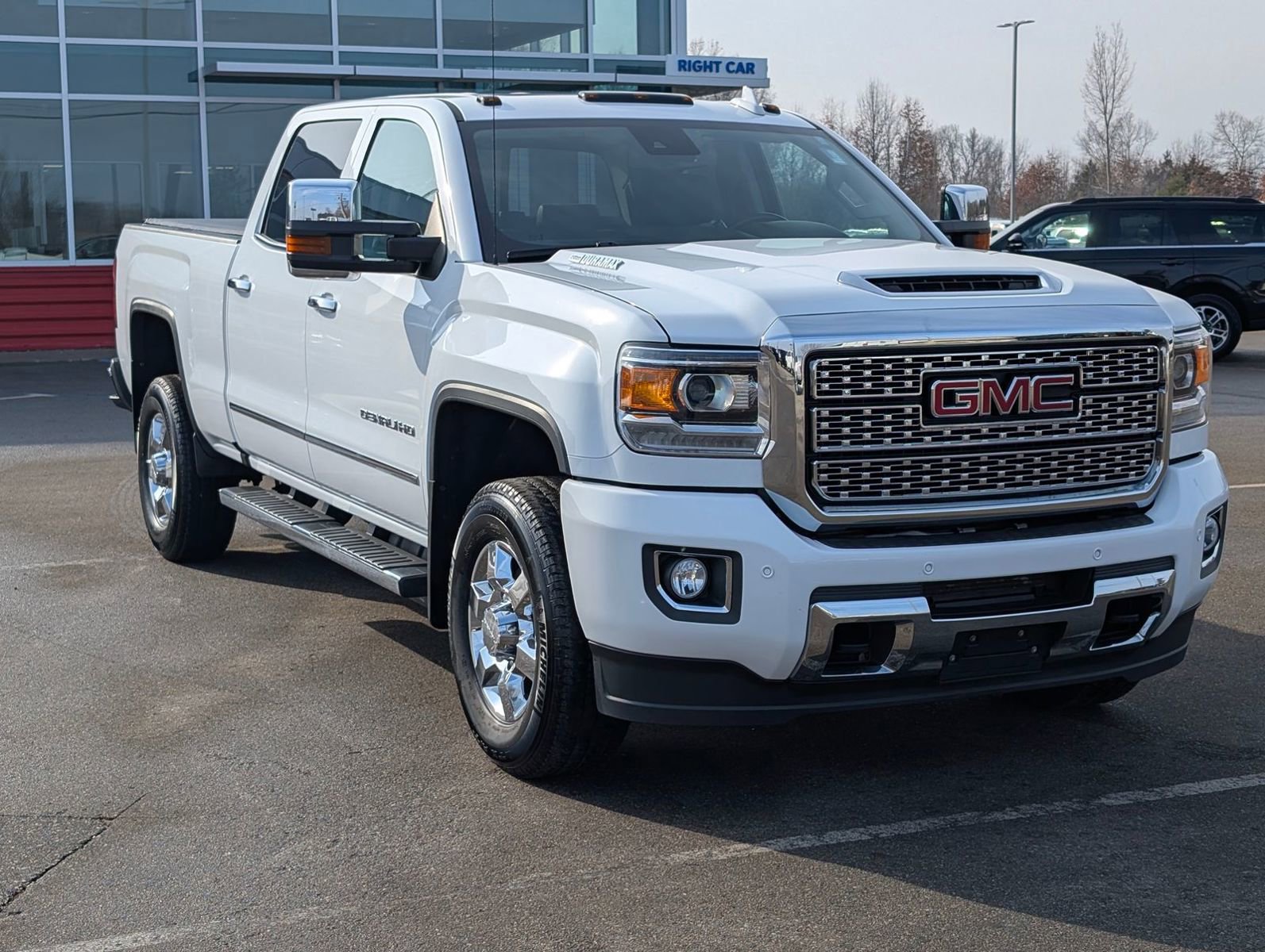 Used 2019 GMC Sierra 3500 Denali image 3