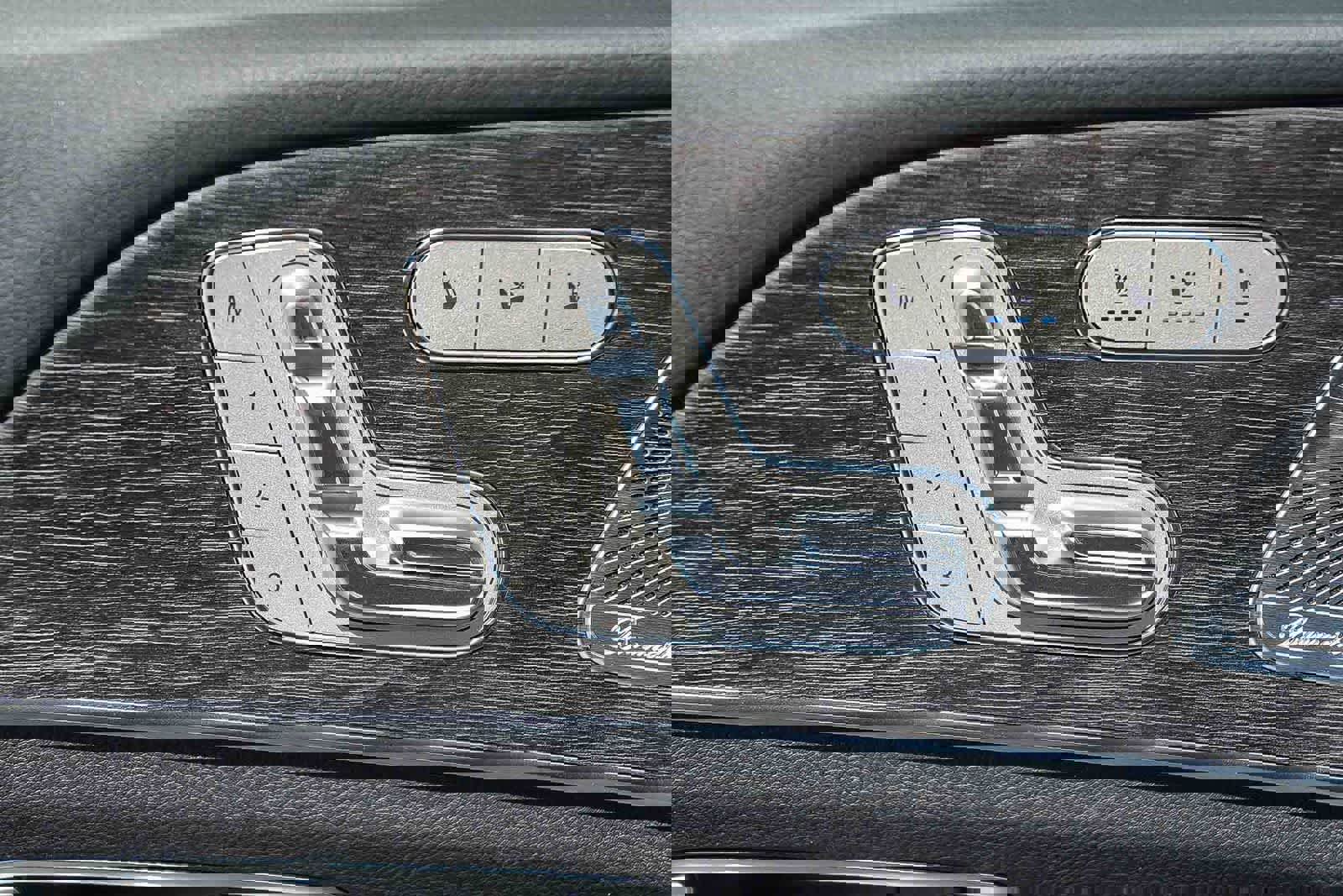 Used 2026 Mercedes-Benz GLE 450 4MATIC image 25