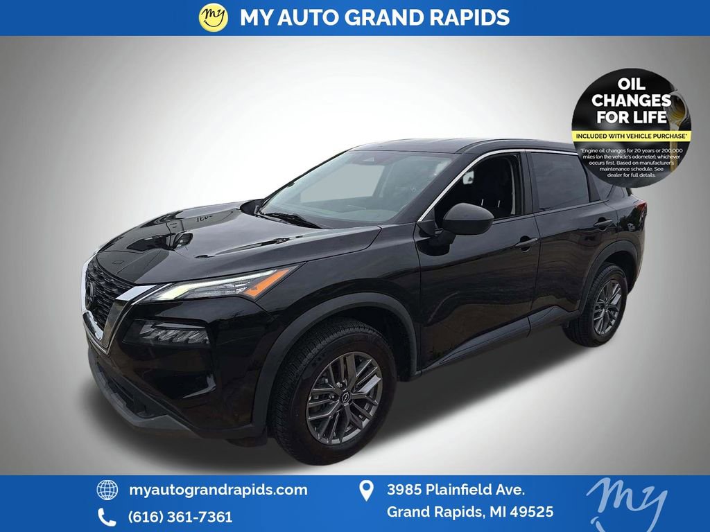 Used 2023 Nissan Rogue S AWD/4WD image 4