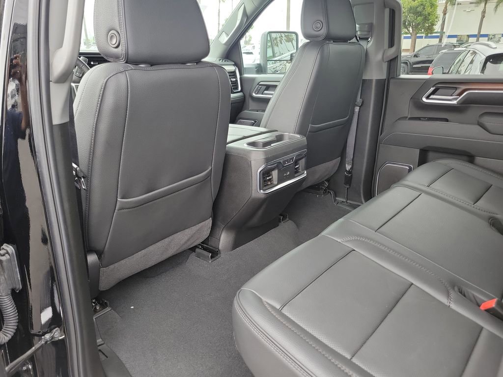 Used 2025 GMC Sierra 2500 Denali w/ Denali Reserve Package image 13