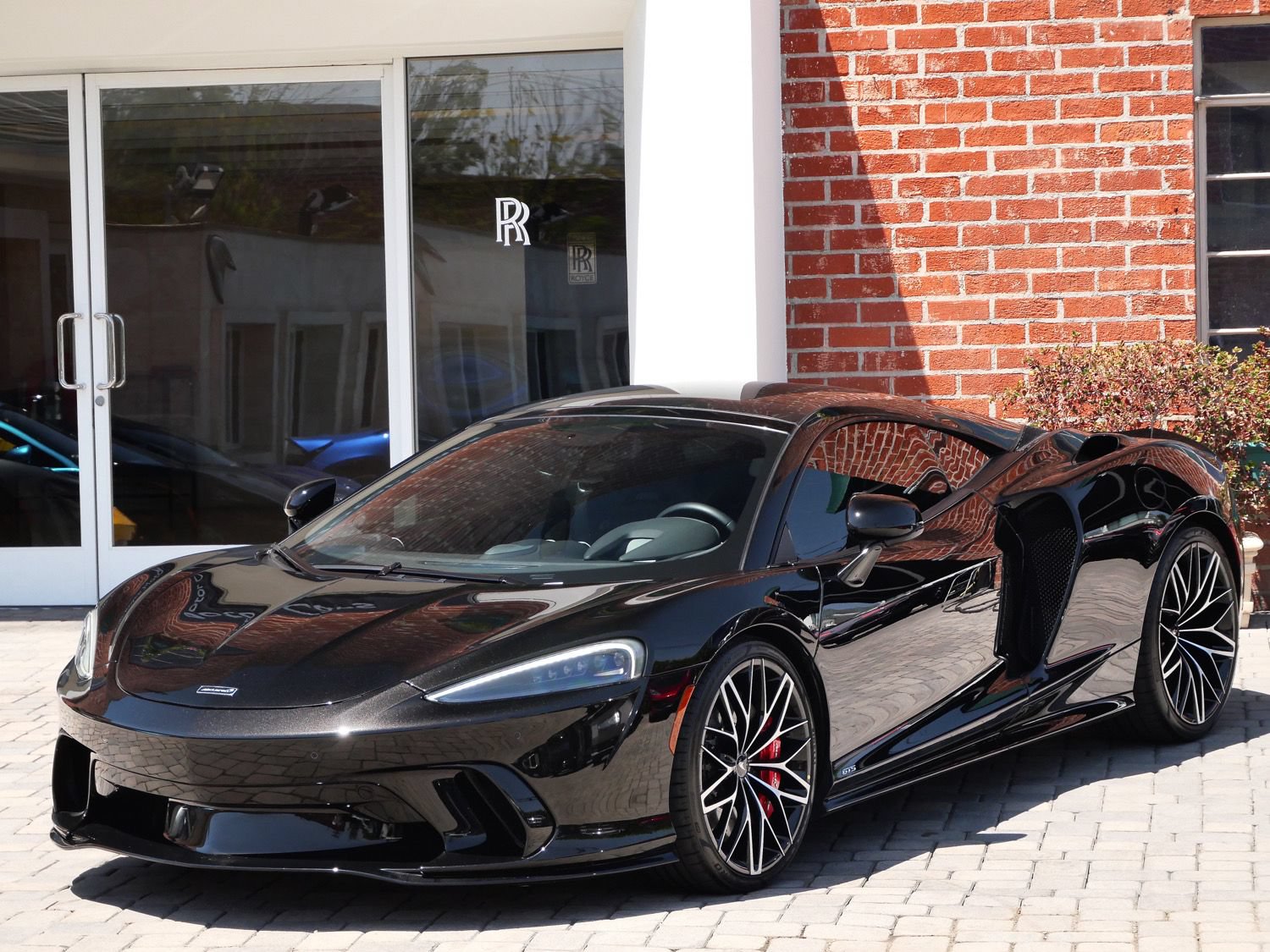 Used 2025 McLaren GTS RWD image 13