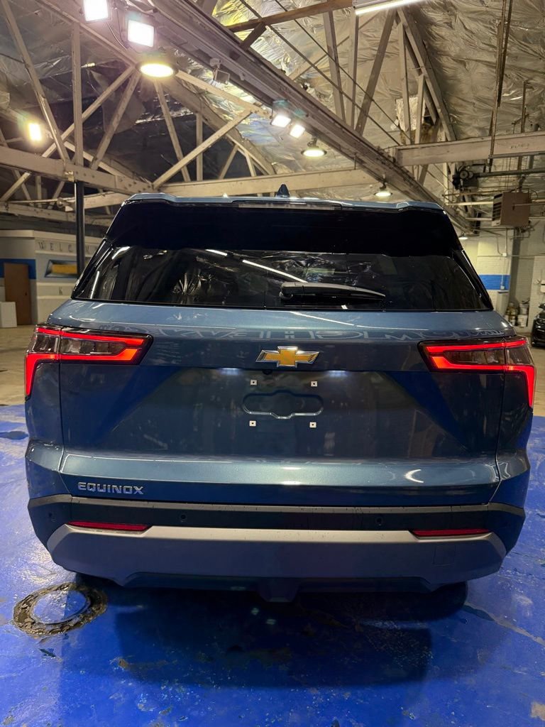 New 2026 Chevrolet Equinox LT image 4