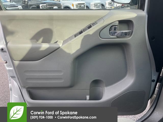 Used 2015 Nissan Frontier SV w/ SV Value Truck Package image 20