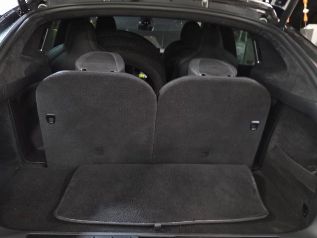 Used 2022 Tesla Model X image 4