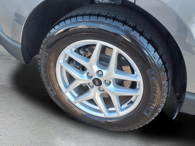 Used 2024 Ford Edge SEL w/ Convenience Package AWD/4WD image 9