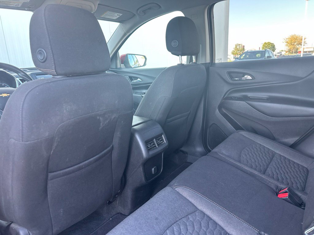 Used 2018 Chevrolet Equinox LT AWD/4WD image 19