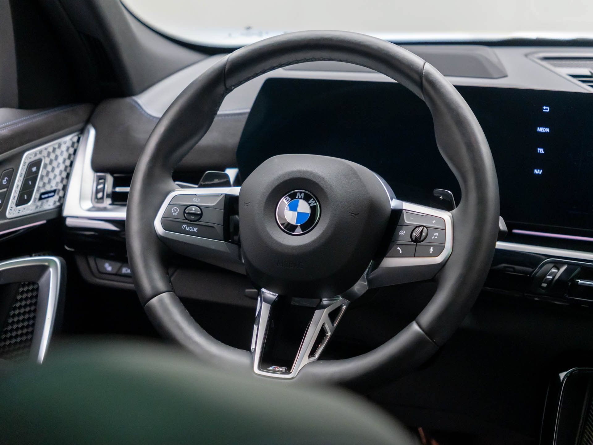 Certified 2025 BMW X2 xDrive28i AWD/4WD image 10
