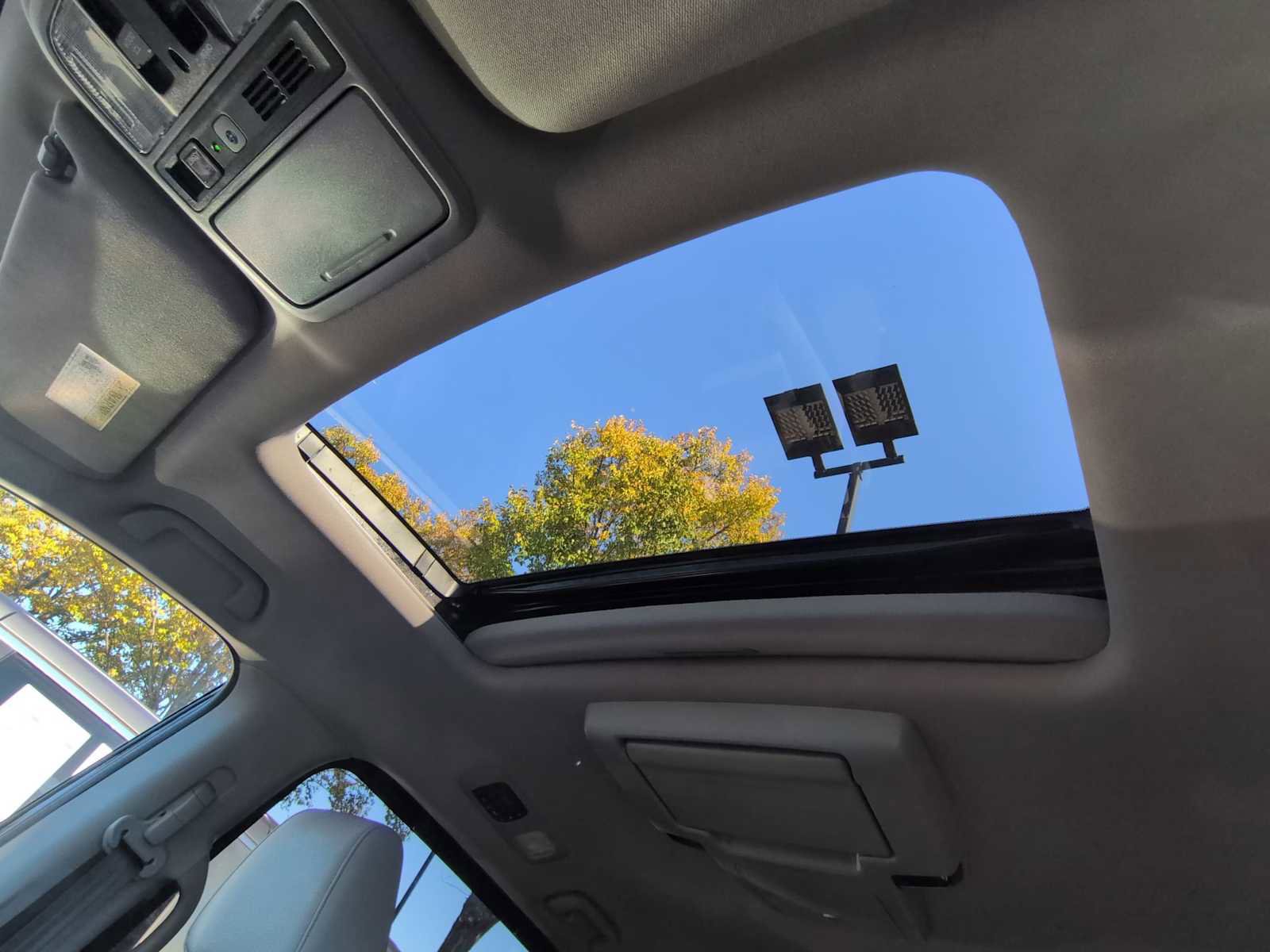 Used 2024 Honda Odyssey Touring image 20