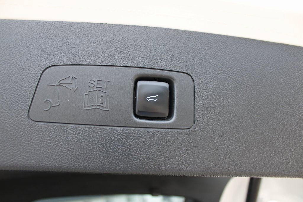 Used 2024 Lincoln Corsair Reserve w/ Equipment Group 201A image 18