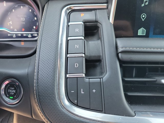 Used 2023 Chevrolet Suburban Premier RWD image 16