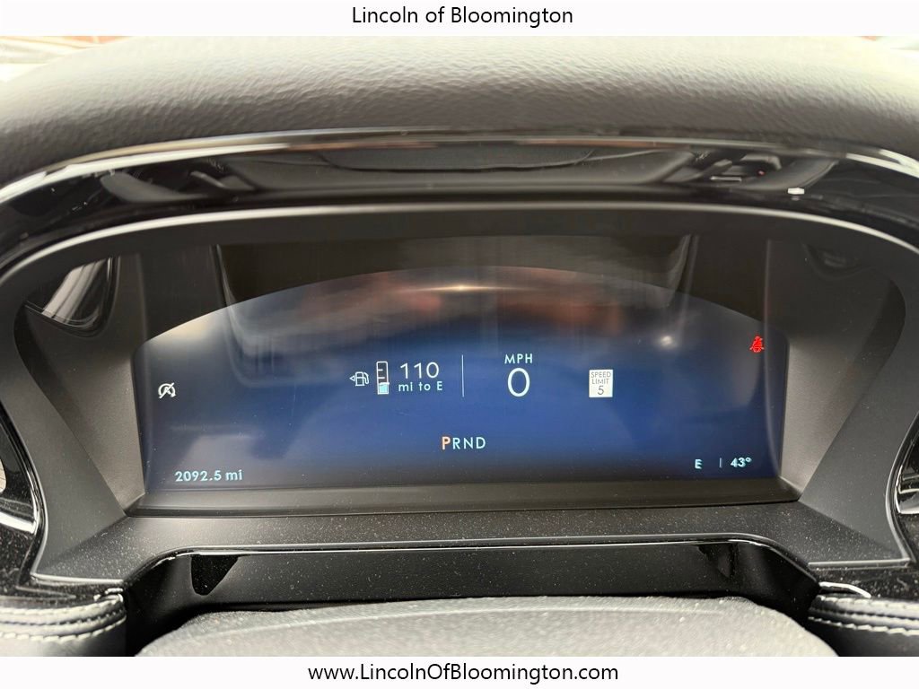 New 2025 Lincoln Corsair Reserve w/ Towing Package image 56