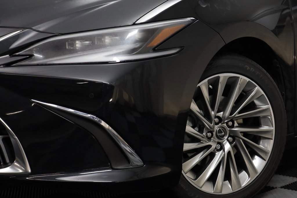 Used 2022 Lexus ES 350 Ultra Luxury image 3
