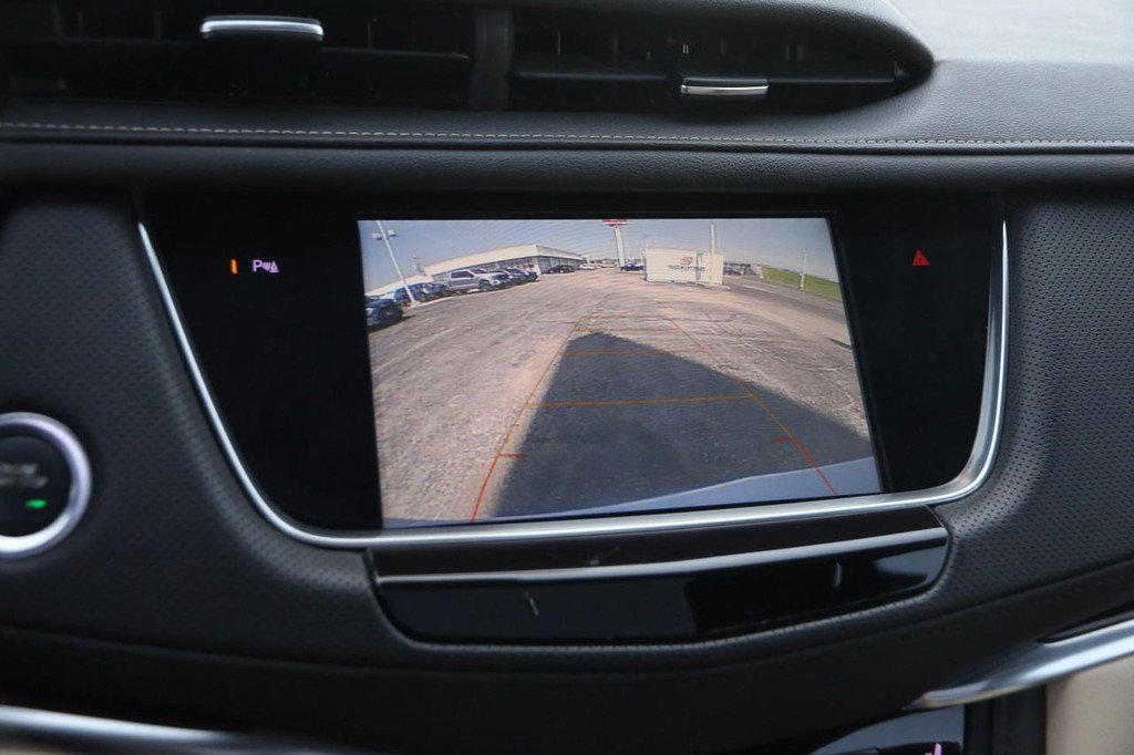 Used 2019 Cadillac XT5 Premium Luxury FWD image 18
