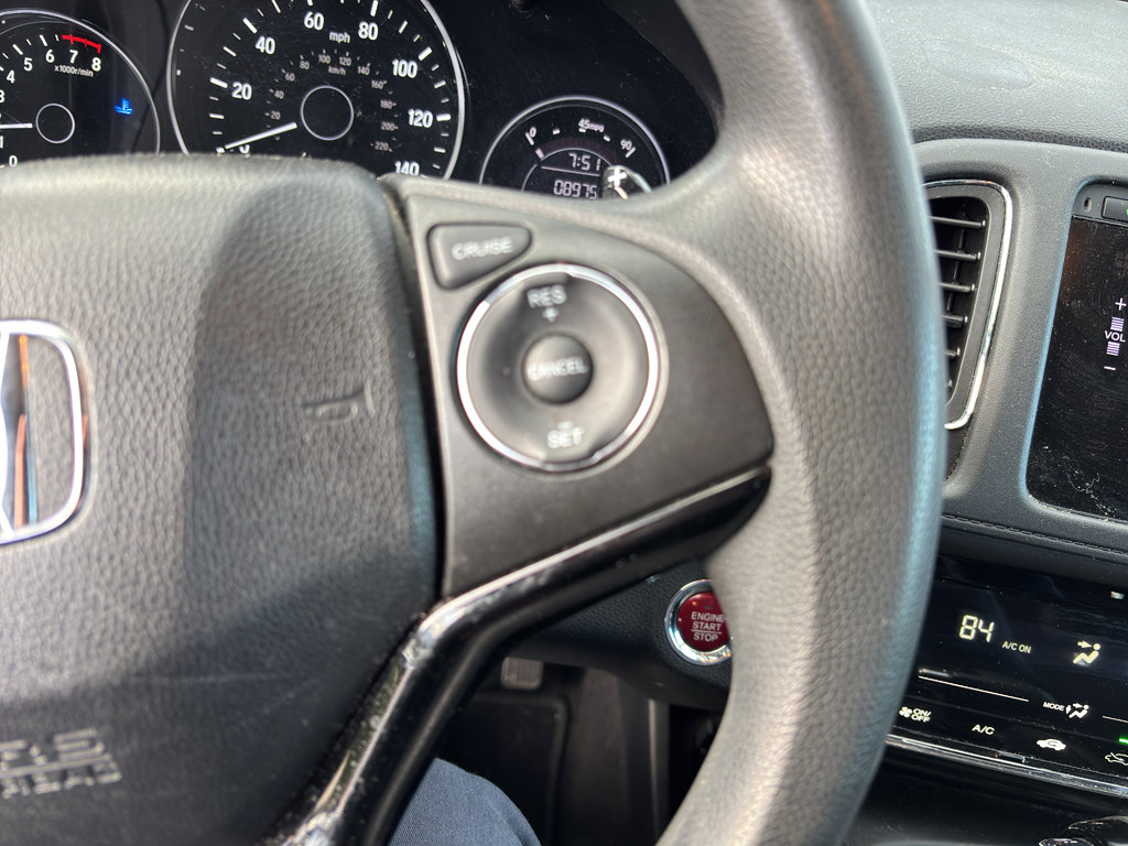 Used 2018 Honda HR-V EX image 10