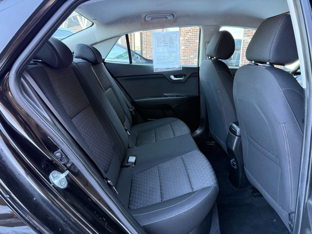 Used 2018 Kia Rio S image 17