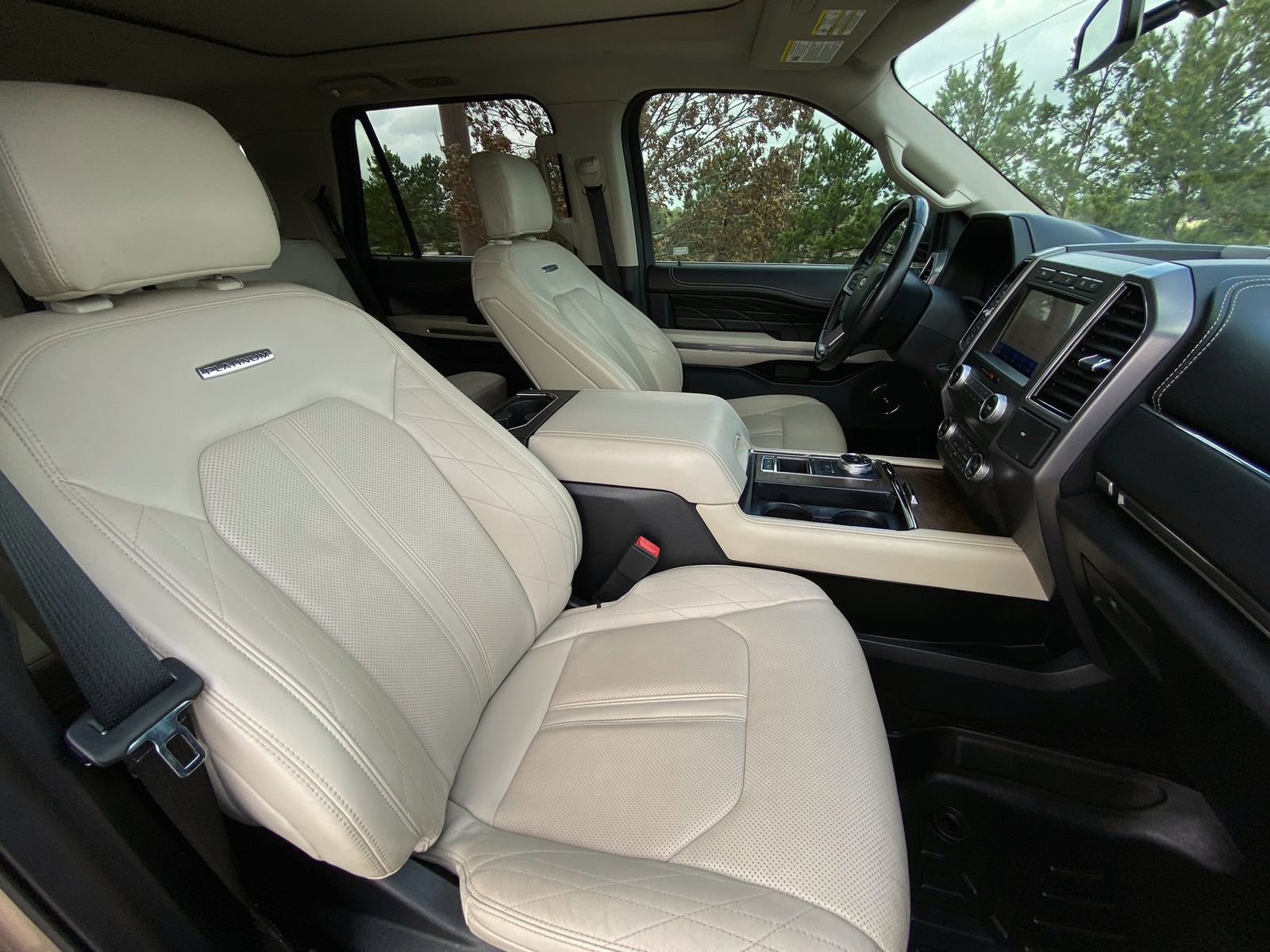 Used 2020 Ford Expedition Platinum image 14