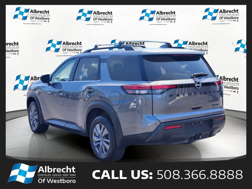 Used 2024 Nissan Pathfinder SV w/ SV Premium Package AWD/4WD image 3