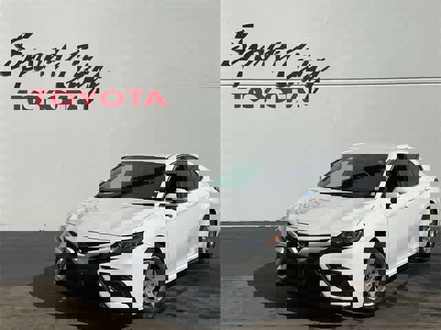 Certified 2022 Toyota Camry SE