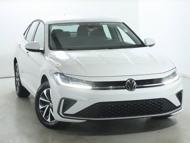 Certified 2025 Volkswagen Jetta S image 2