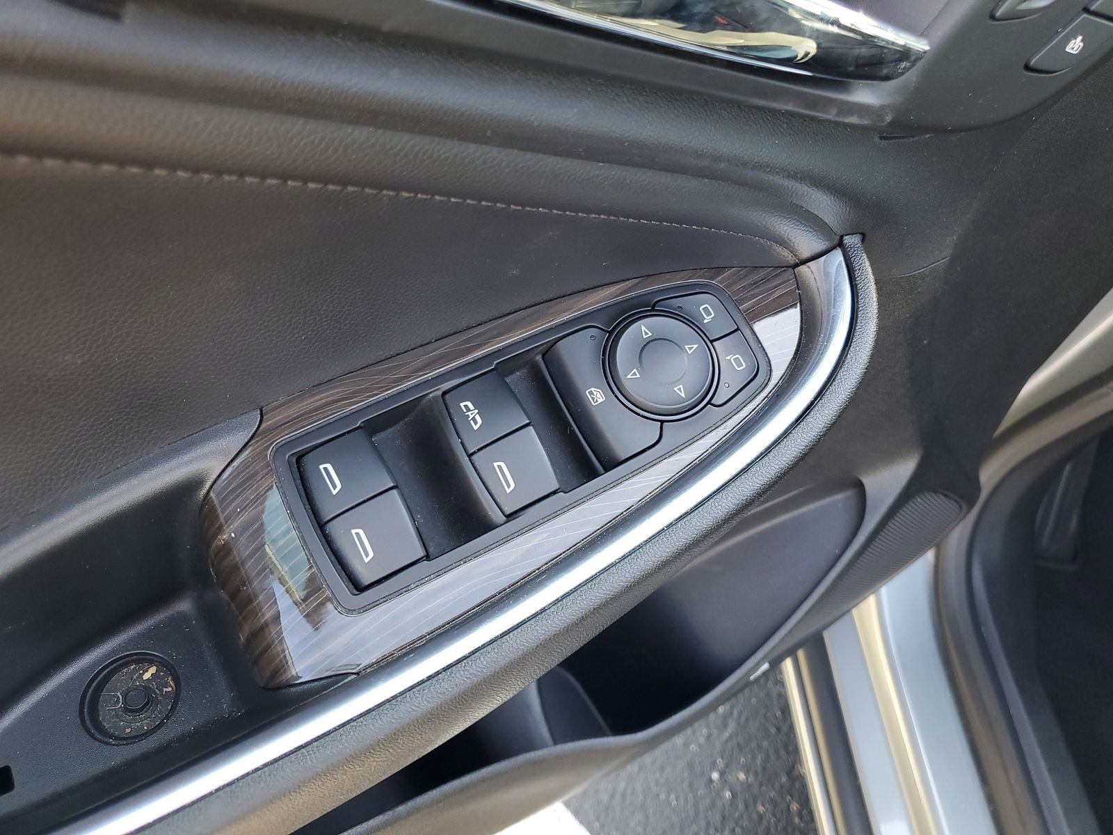 Used 2024 Chevrolet Malibu LT image 9